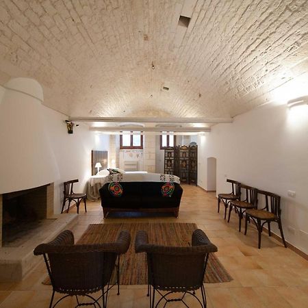 Palazzo Agrusti - Residenza D'Epoca Bed & Breakfast Alberobello Bagian luar foto