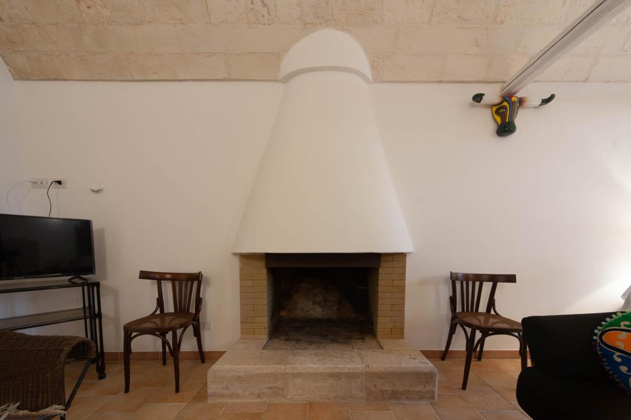 Palazzo Agrusti - Residenza D'Epoca Bed & Breakfast Alberobello Bagian luar foto